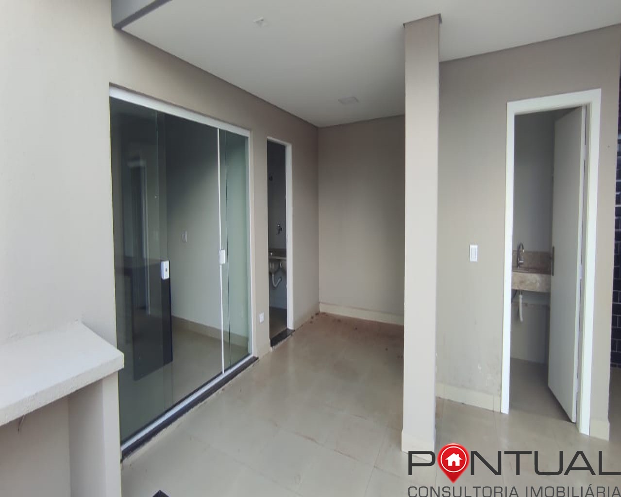 Casa à Venda Jardim Santa Gertrudes 3 Suítes Piscina Aquecida R$ 830mil - Excelente Localização! Pontual Imóveis sua imobiliária em Marília