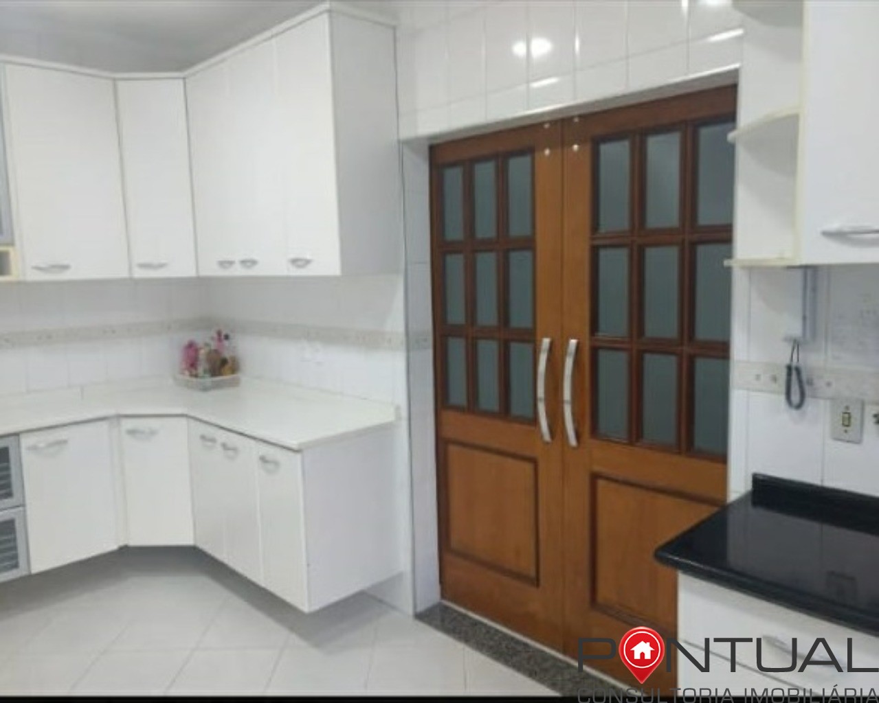 Belíssima Casa de Alto Padrão à Venda em SP