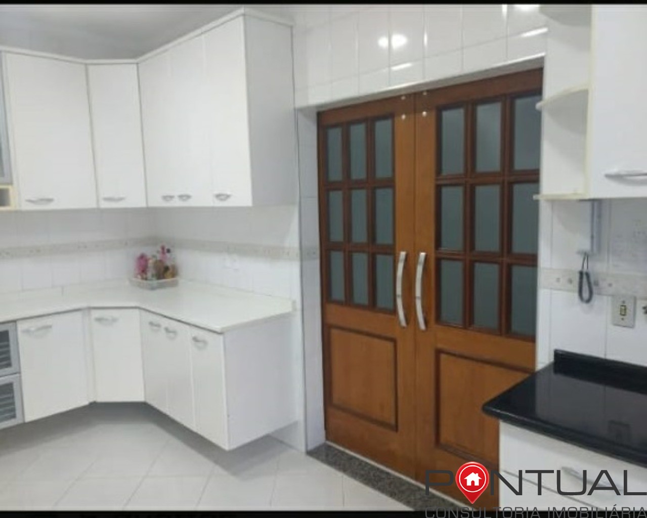 Belíssima Casa de Alto Padrão à Venda em SP