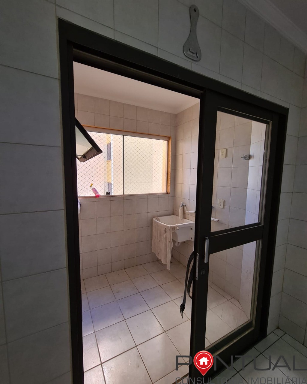 Apartamento 3 dormitórios green valley marília - aceita perm