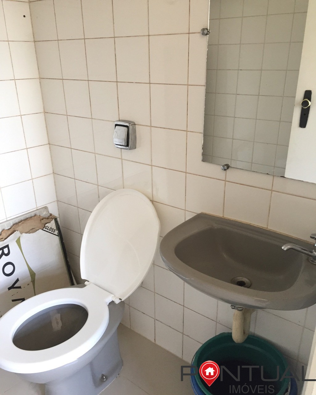 Apartamento a venda. Venha conhecer.