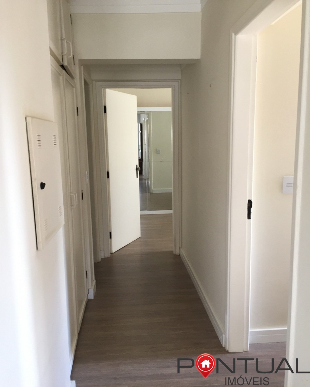 Apartamento a venda. Venha conhecer.