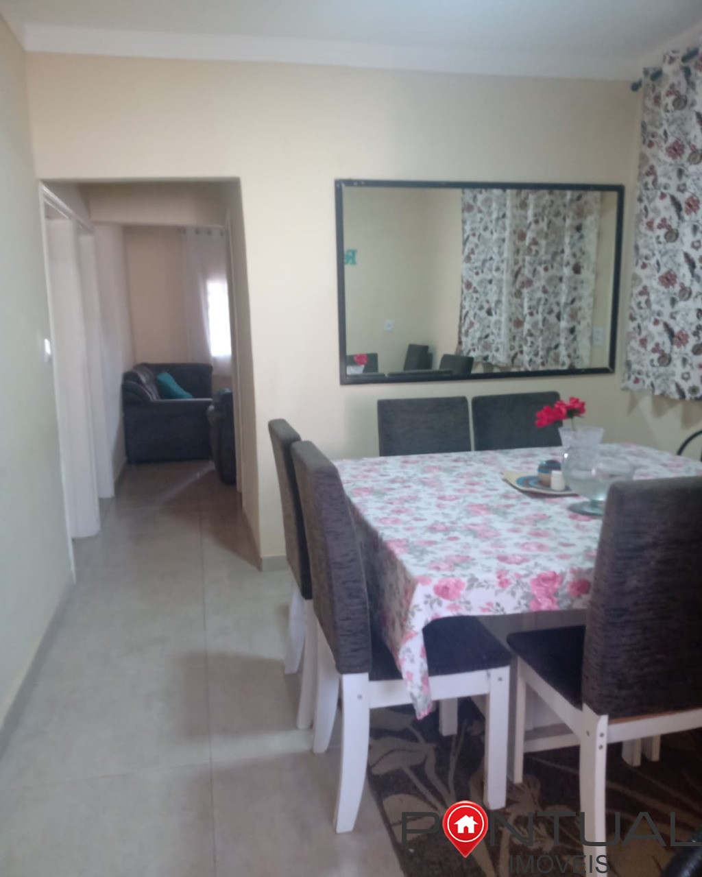 Casa à venda em Marília no bairro Palmital. Venha Visitar!