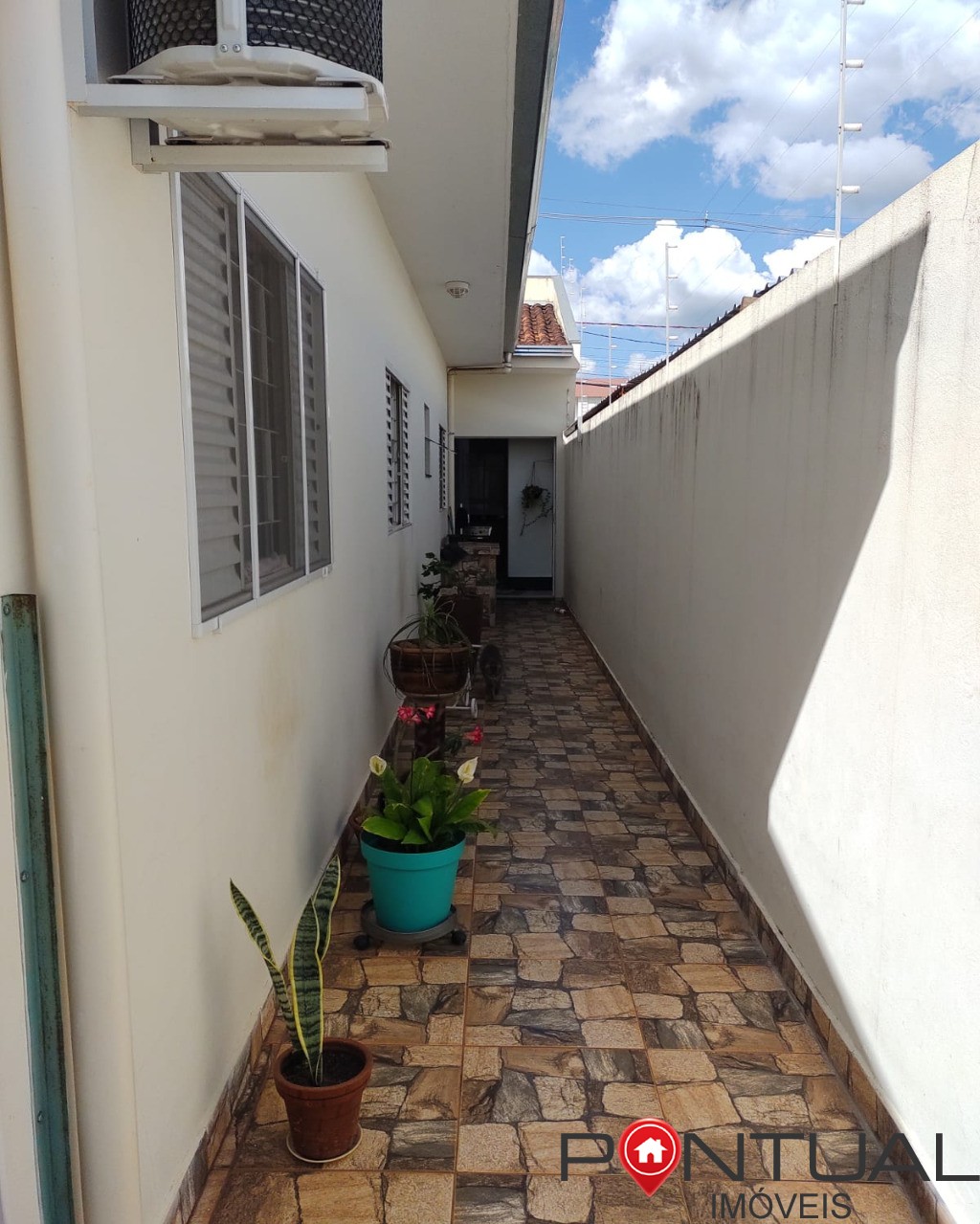 Casa à venda em Marília no Bairro Jardim Morumbi. Agende uma visita!