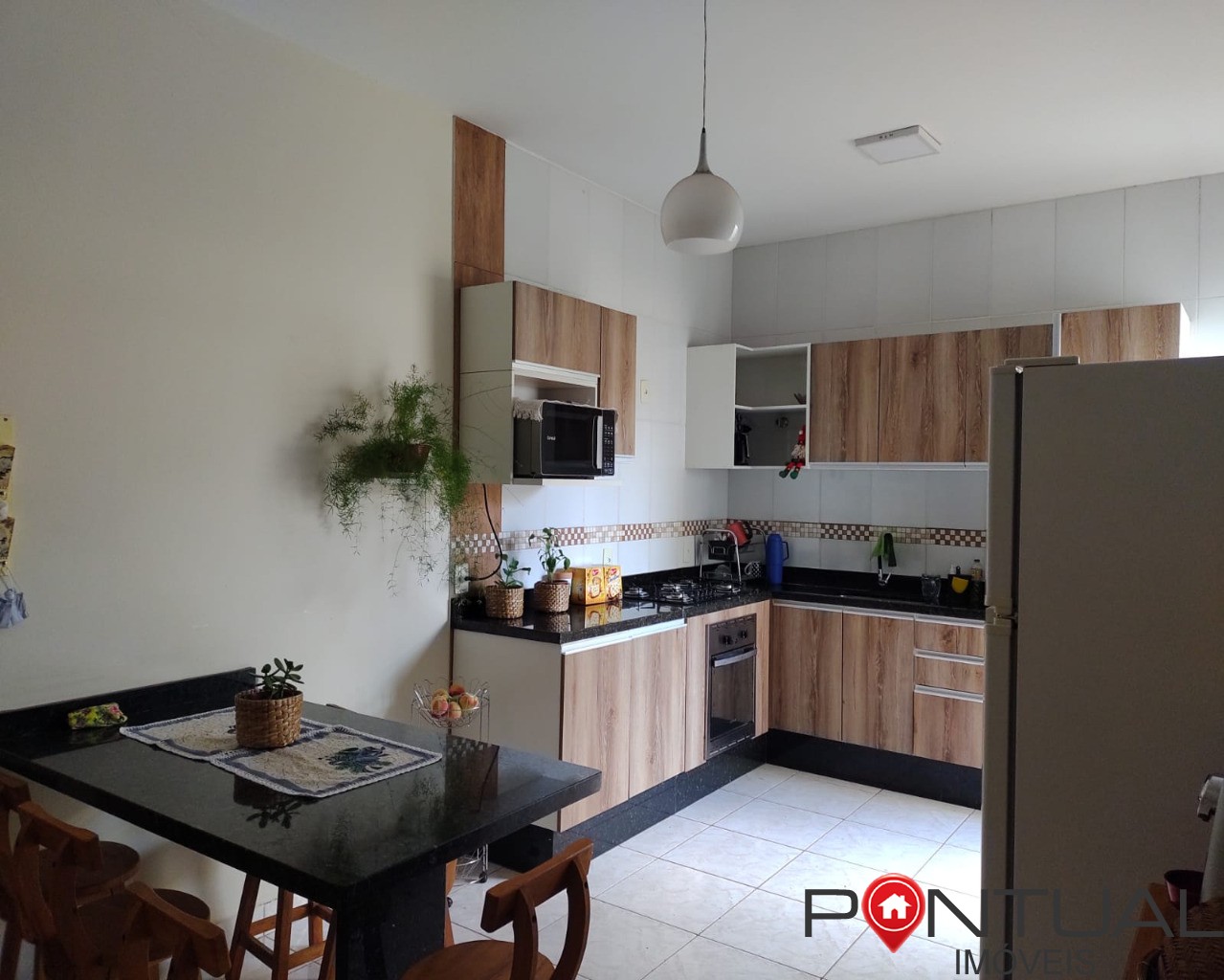 Casa à venda em marília no bairro jardim morumbi. Agende uma