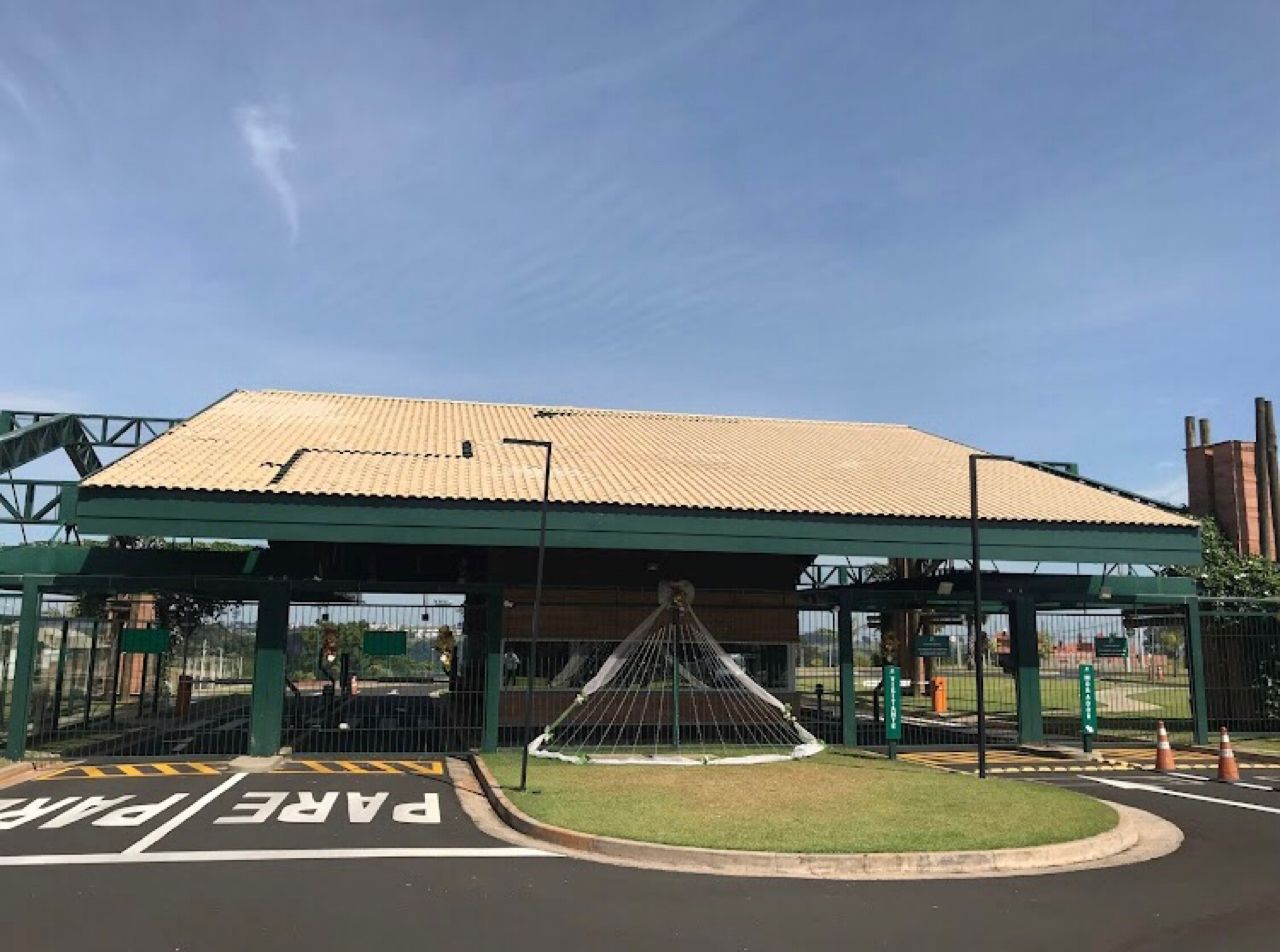 Terreno à venda condomínio village damha marília