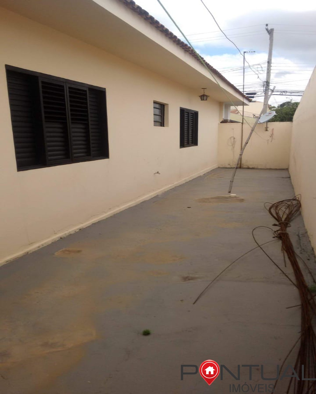 Casa à venda em marília no bairro jardim bandeirantes. Agend