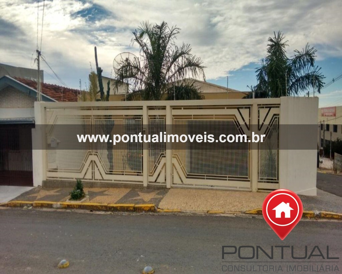 Casa à Venda em Marília no Centro