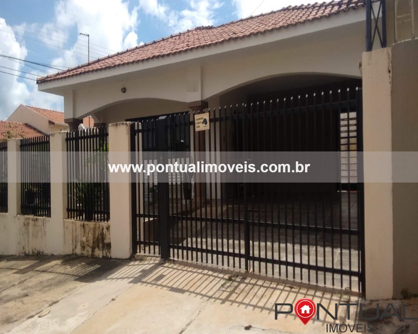Casa à venda em marília no bairro jardim bandeirantes. Agend