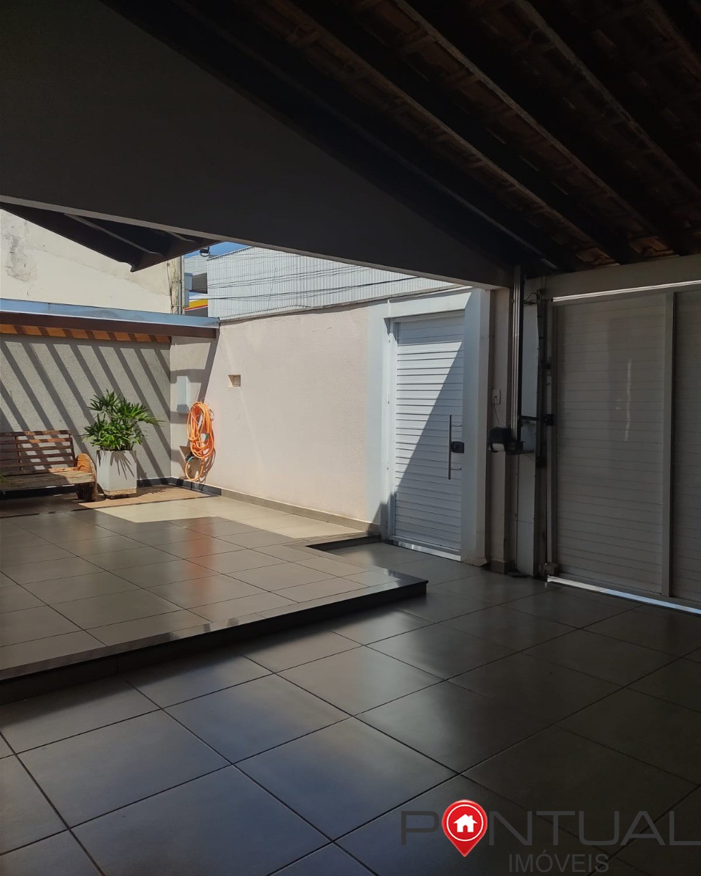 Casa com Piscina B. Sasazaki ? Casas a venda em Marília Pontual Imóveis Imobiliaria Marilia ? Valor Negociável Agende sua Visita Agora