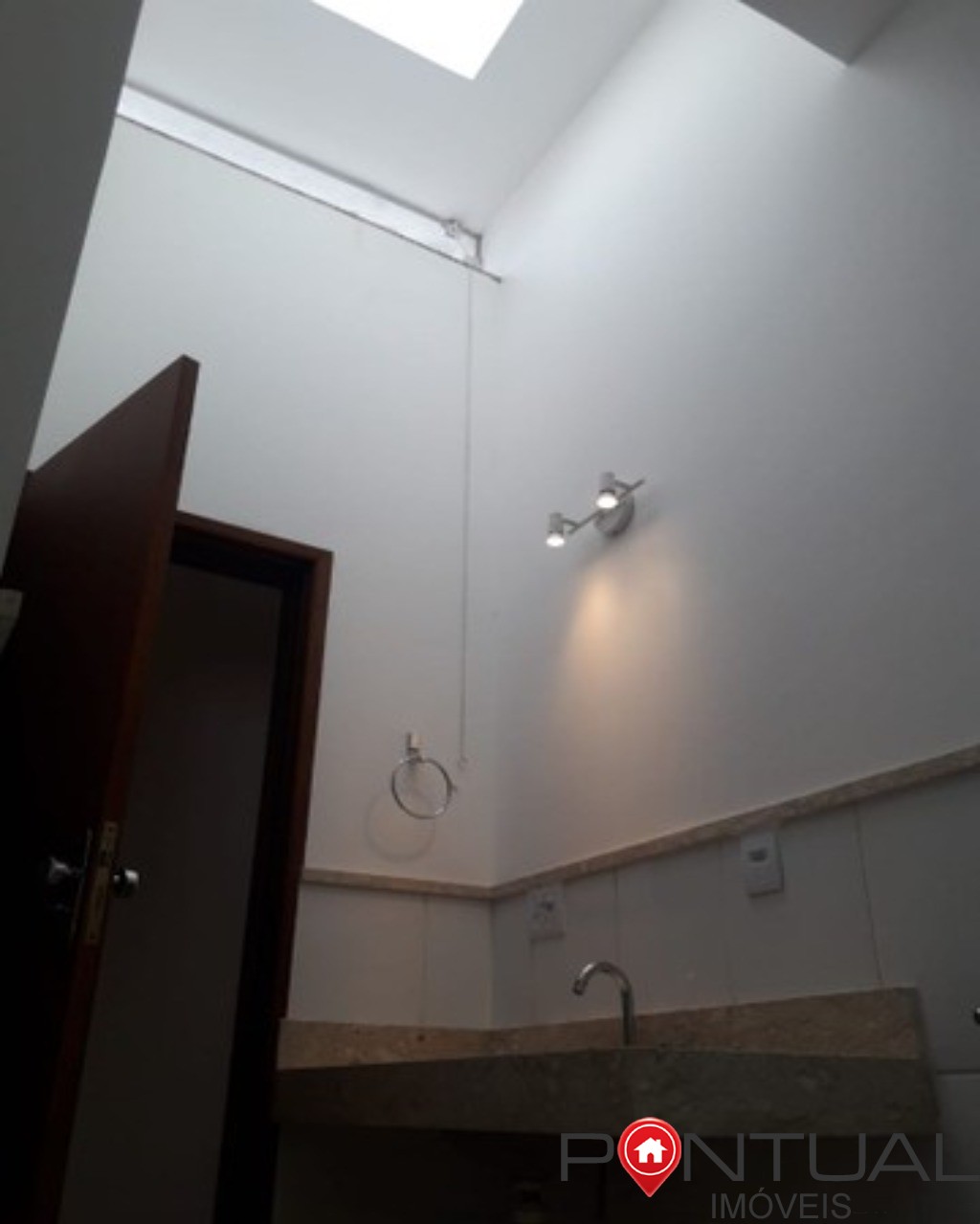 Casa Alto Cafezal c/ Piscina ? Casas a venda em Marília Pontual Imóveis Imobiliaria Marilia ? Aceita Permuta Agende Visita Agora