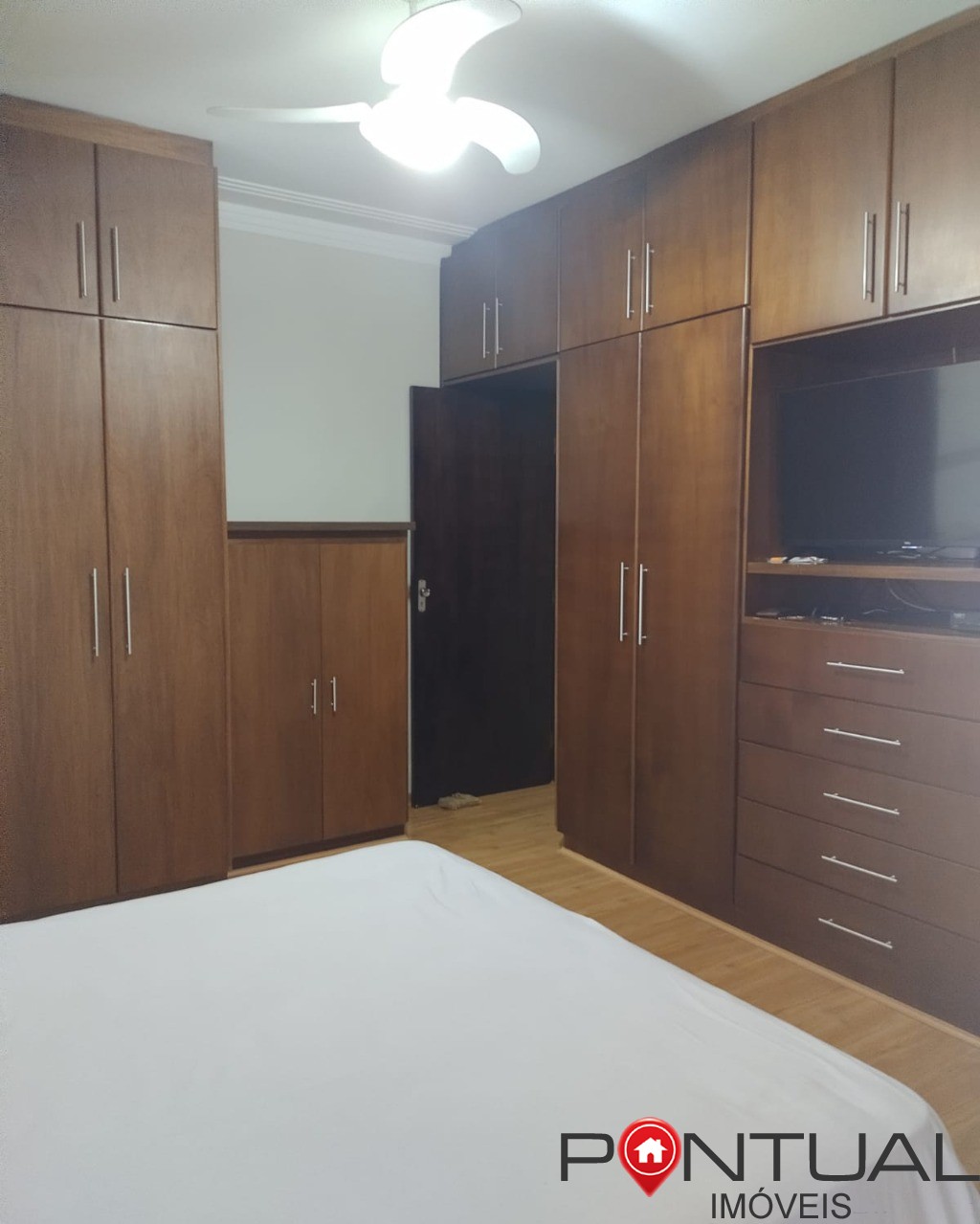 Casa com Piscina B. Sasazaki ? Casas a venda em Marília Pontual Imóveis Imobiliaria Marilia ? Valor Negociável Agende sua Visita Agora