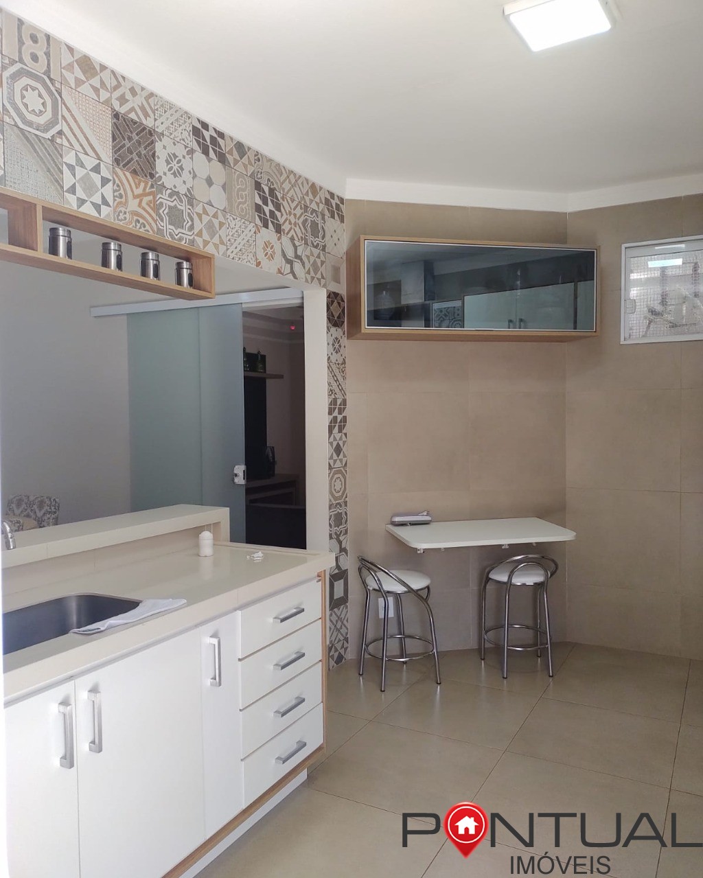 Casa com piscina b. Sasazaki ? casas a venda em marília pont