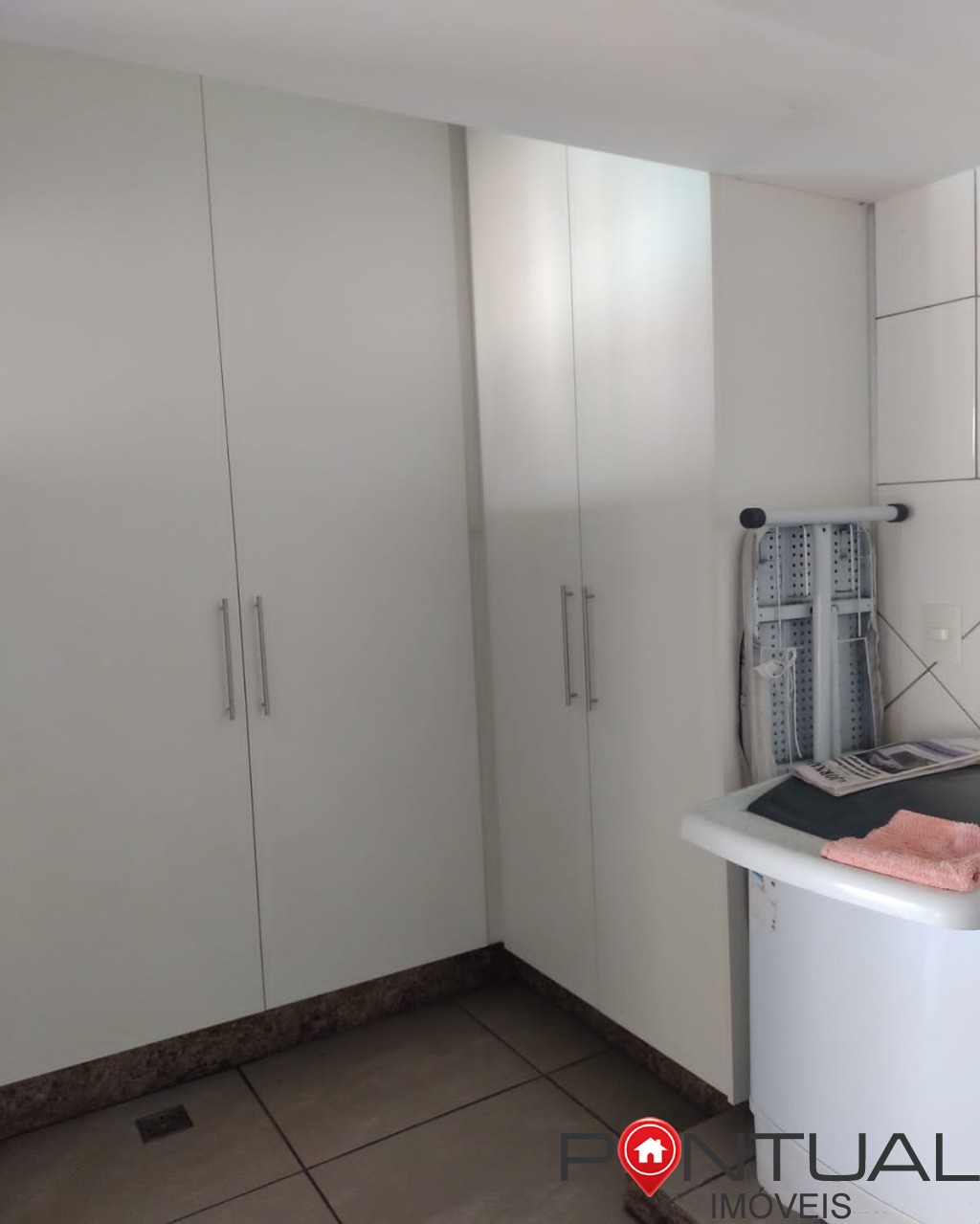 Casa com piscina b. Sasazaki ? casas a venda em marília pont