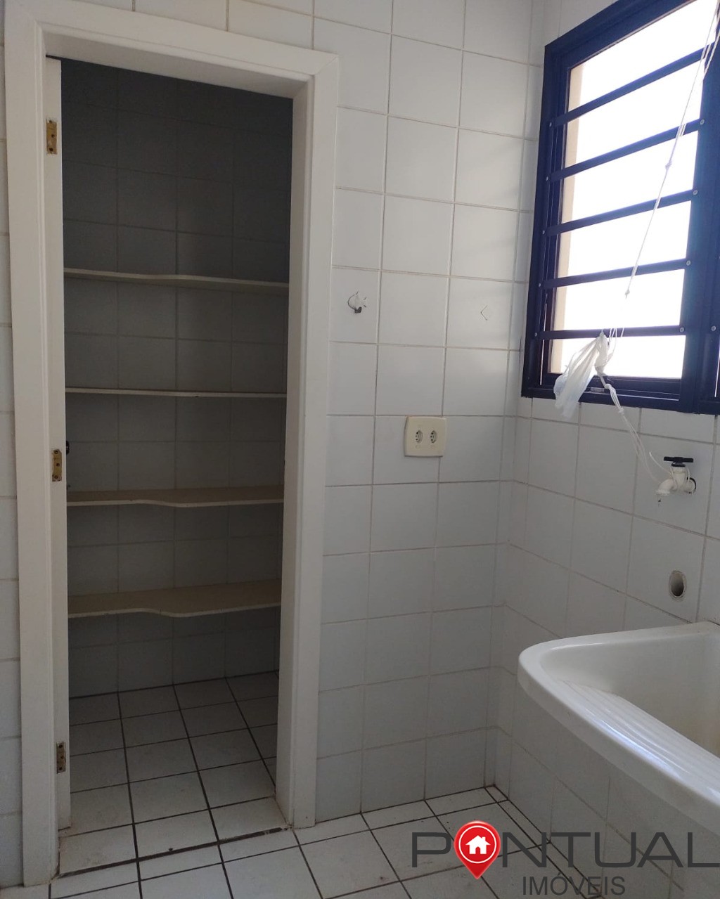 Apartamento à venda em Marília no Edifício Century. Venha visitar!