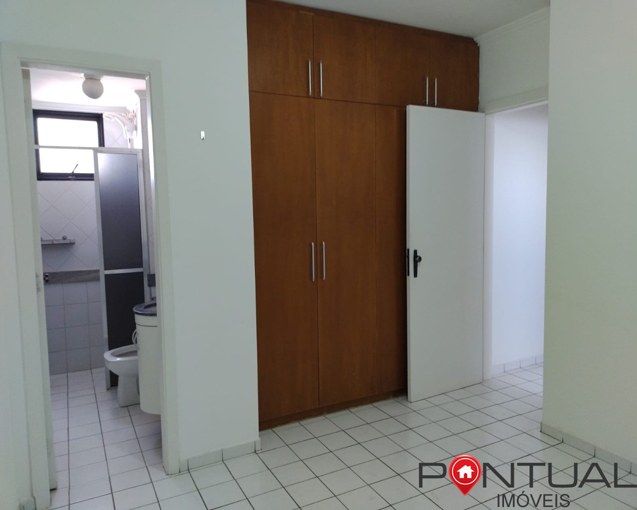 Apartamento à venda em Marília no Edifício Century. Venha visitar!