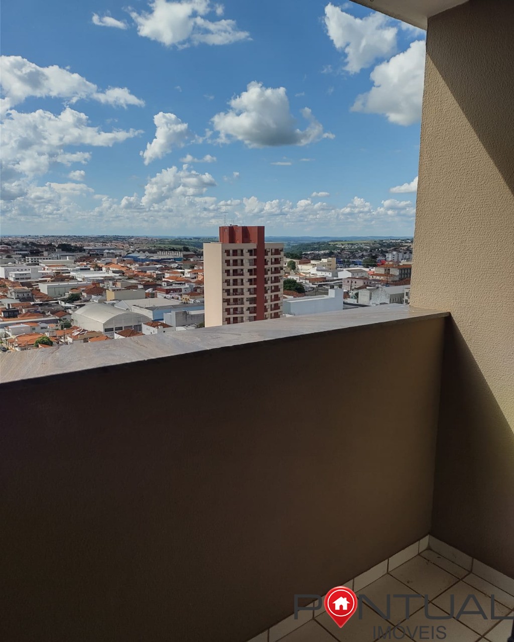 Apartamento à venda em Marília no Edifício Century. Venha visitar!