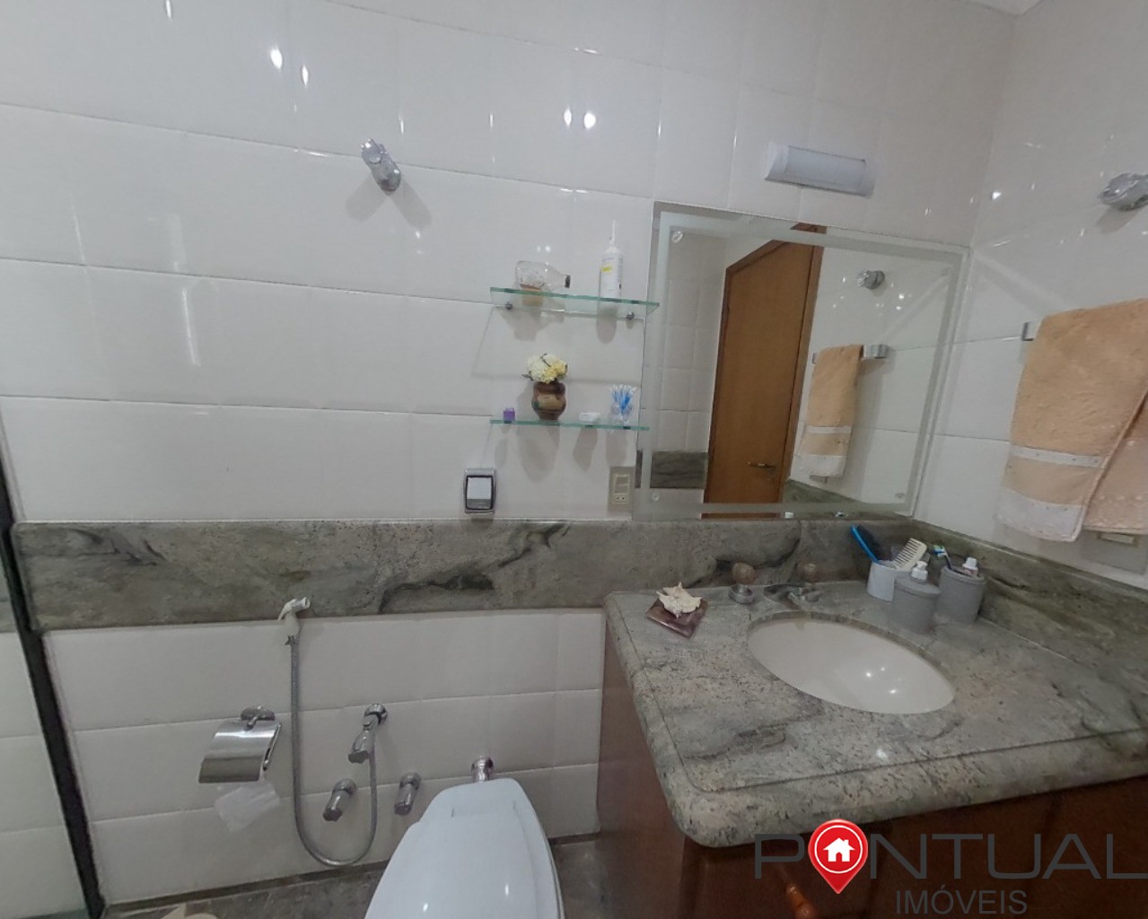 Apartamento à Venda no Edifício Leblon. Venha conhecer!