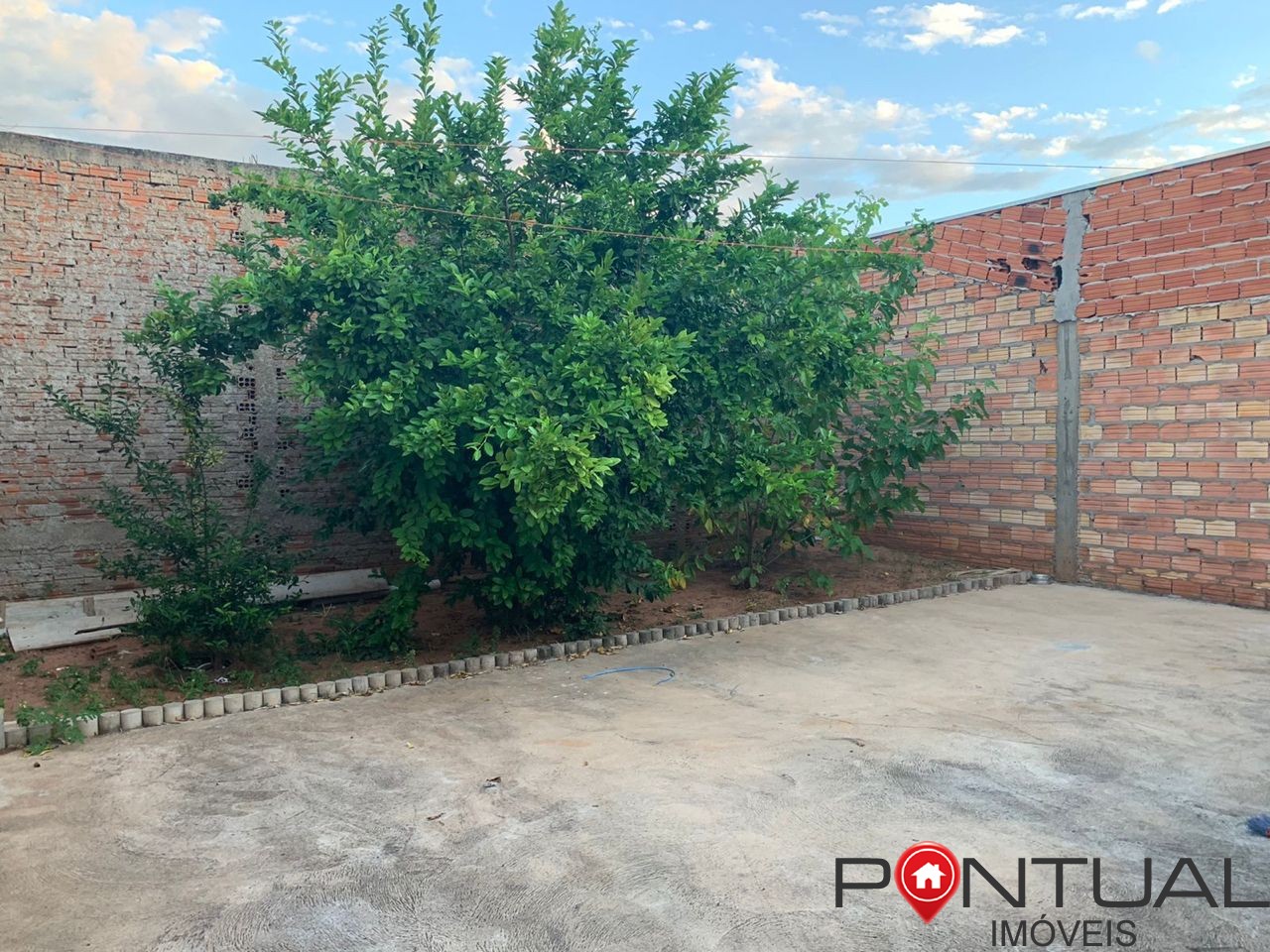 Casa para Locação no Bairro Armando Mascaro