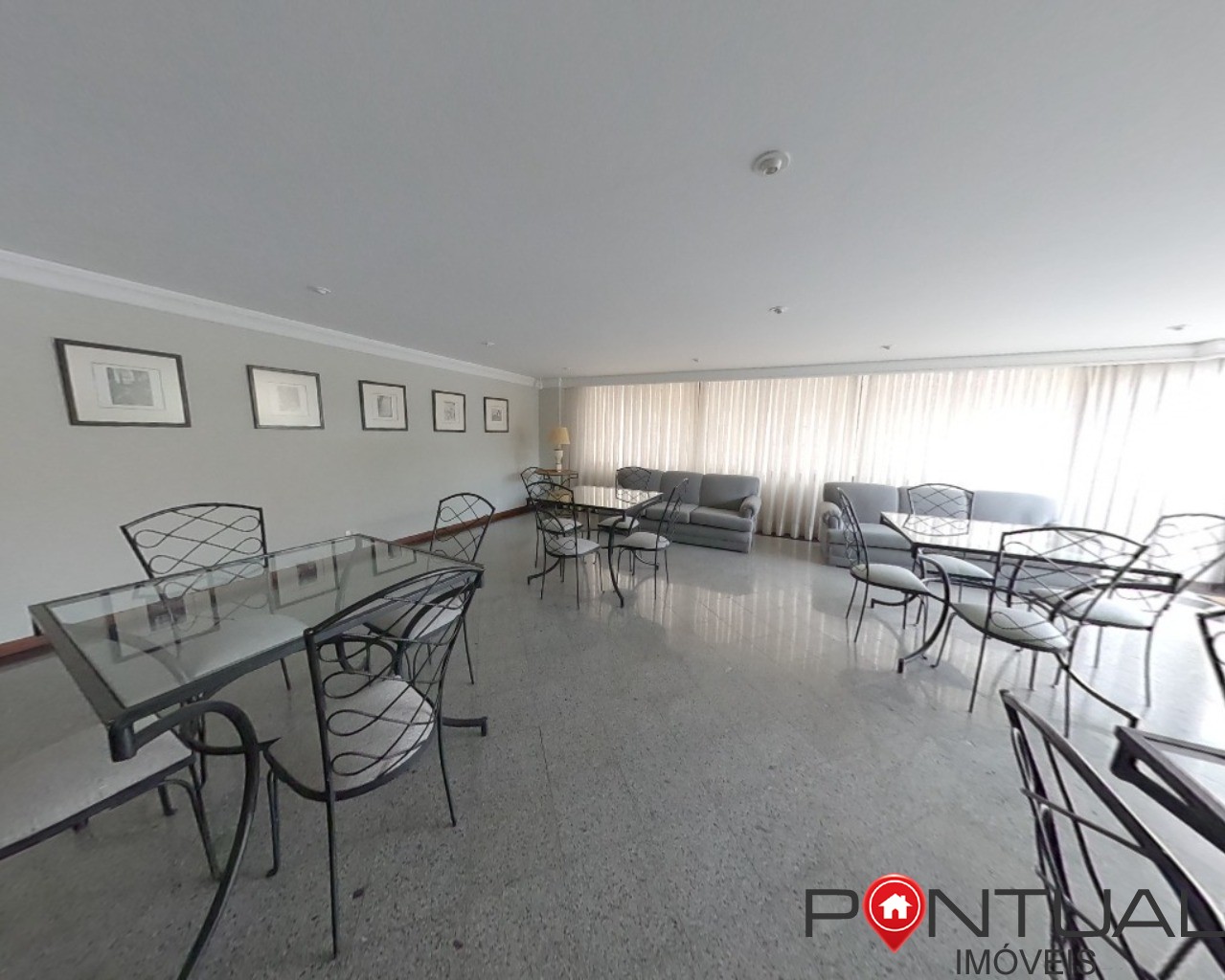 Apartamento à Venda no Edifício Leblon. Venha conhecer!