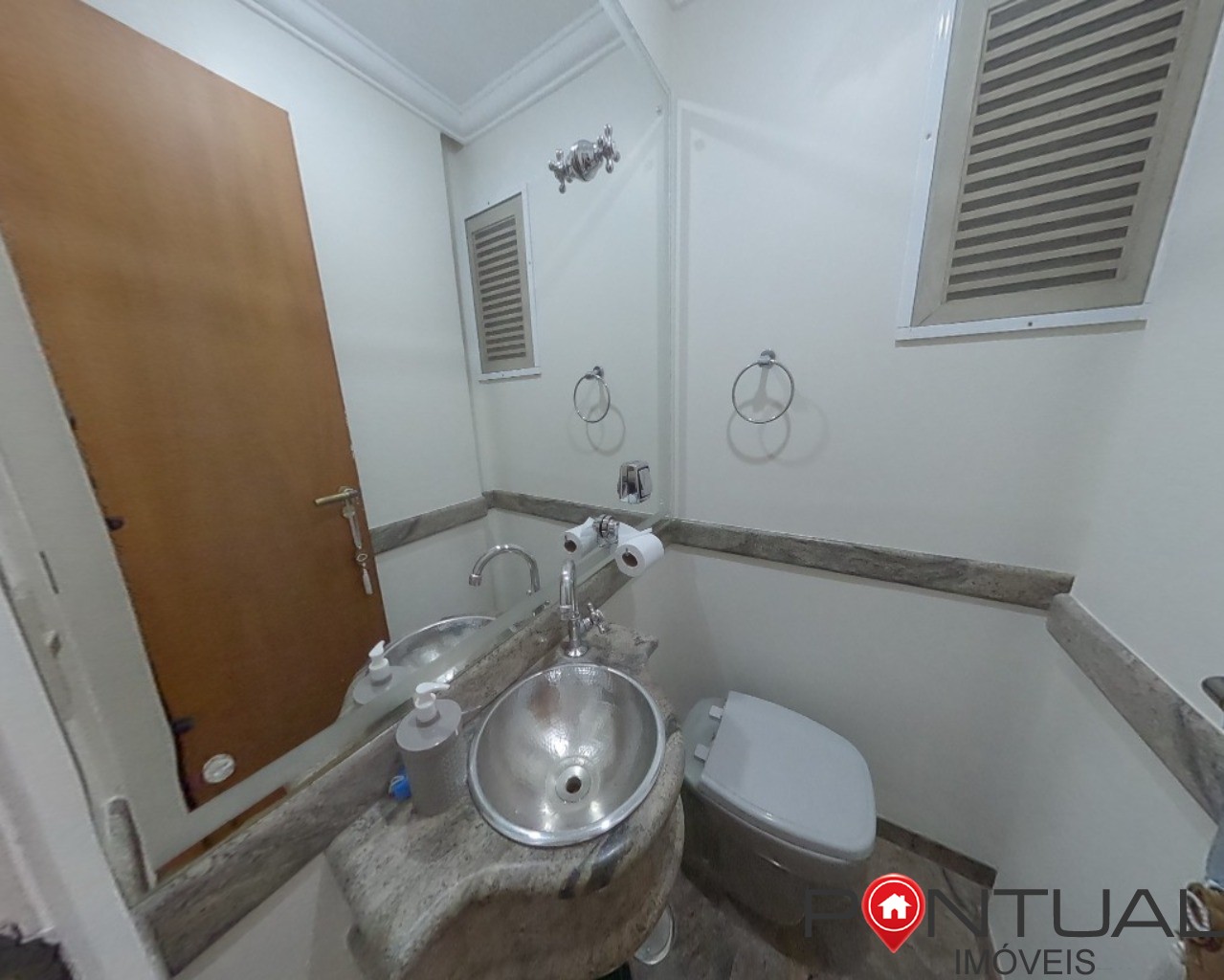 Apartamento à Venda no Edifício Leblon. Venha conhecer!