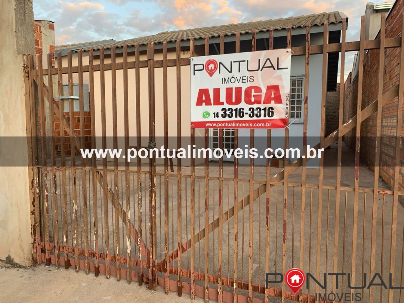 Casa para locação no bairro armando mascaro