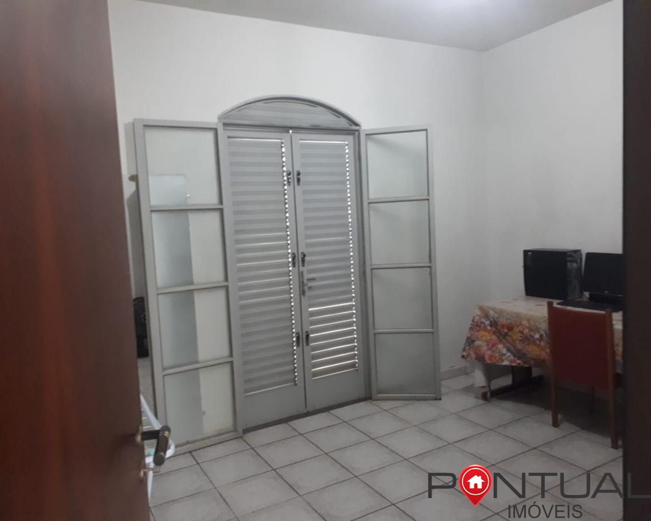 Imperdível casa à venda em marília-sp, parque são jorge: 3 q