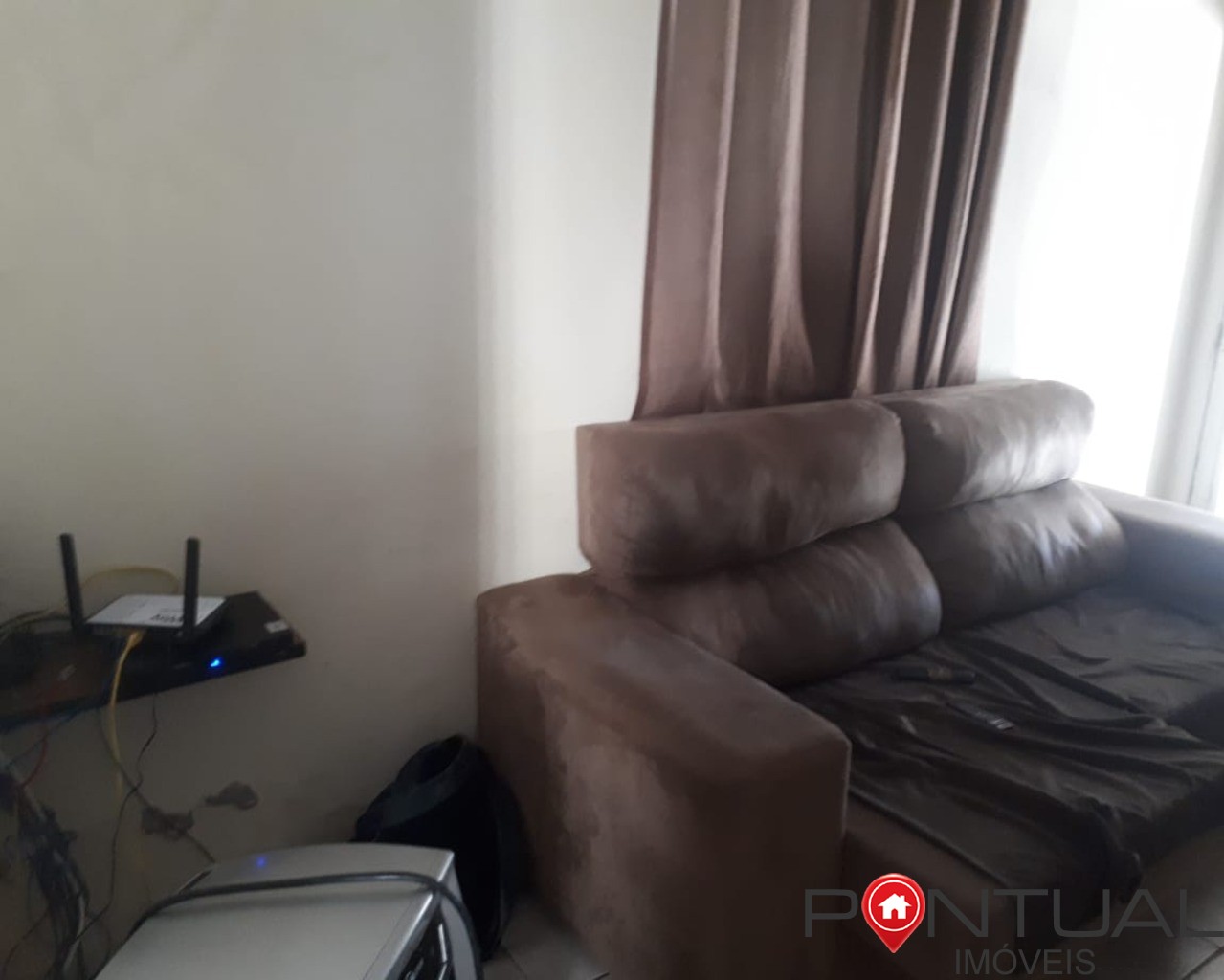 Imperdível casa à venda em Marília-SP, Parque São Jorge: 3 quartos, 1 suíte, 1 sala, 180m²!