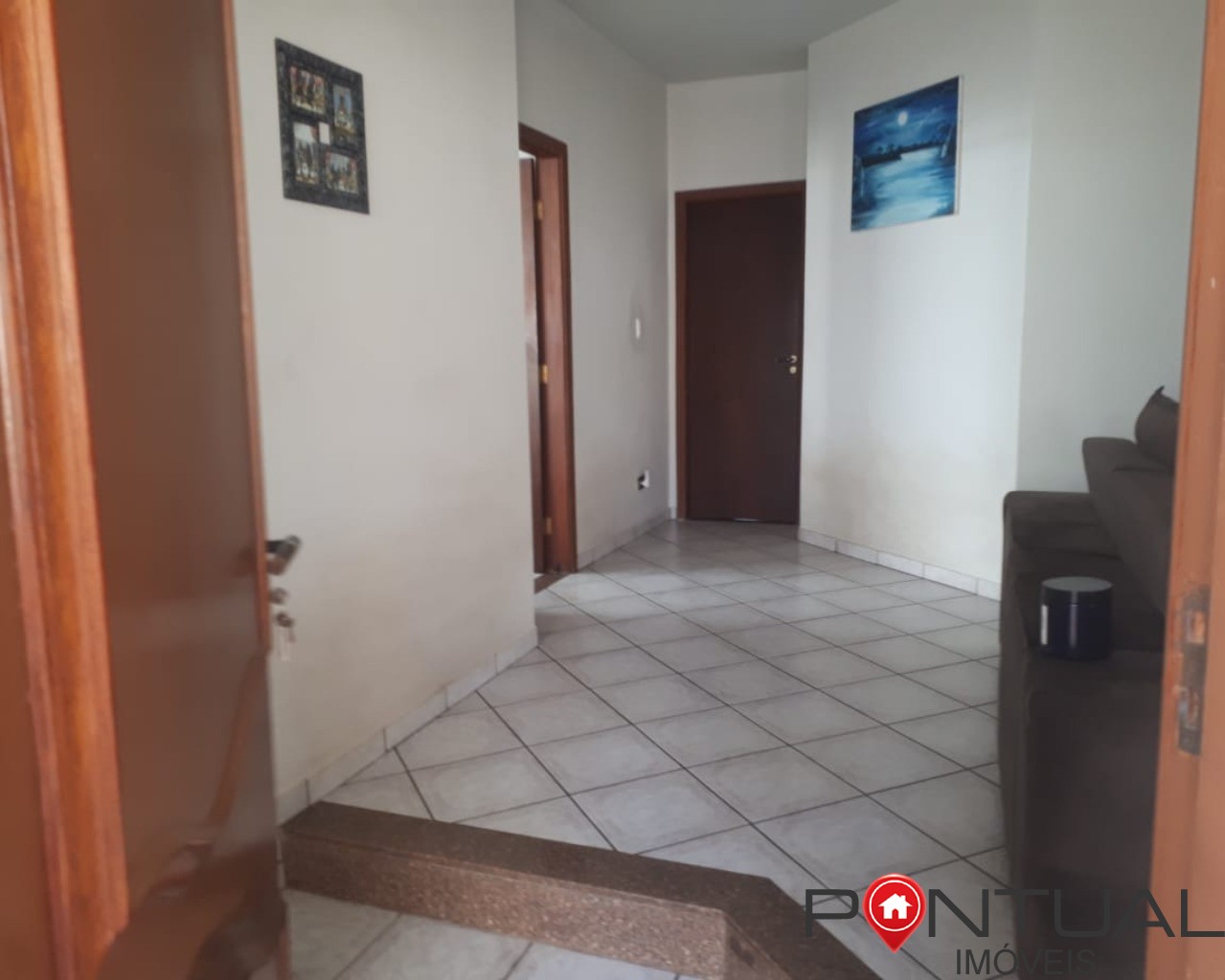 Imperdível casa à venda em Marília-SP, Parque São Jorge: 3 quartos, 1 suíte, 1 sala, 180m²!