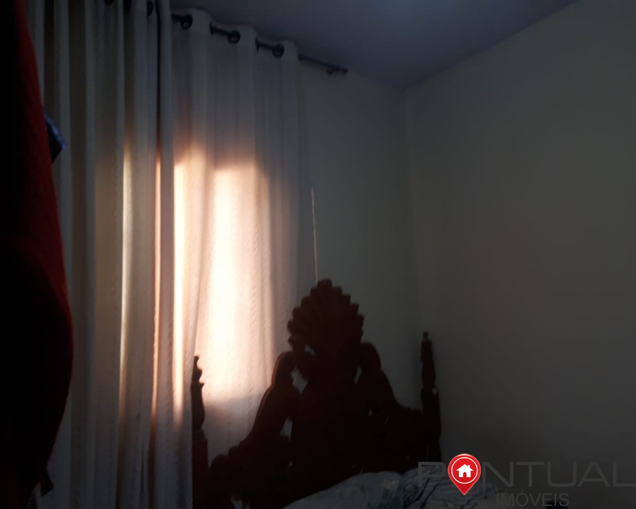 Imperdível casa à venda em Marília-SP, Parque São Jorge: 3 quartos, 1 suíte, 1 sala, 180m²!