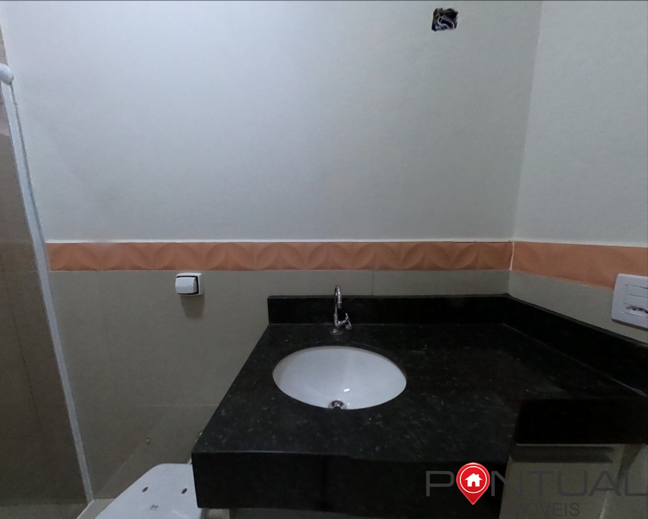 Casa à Venda em Marília no Bairro Palmital. Venha conhecer!
