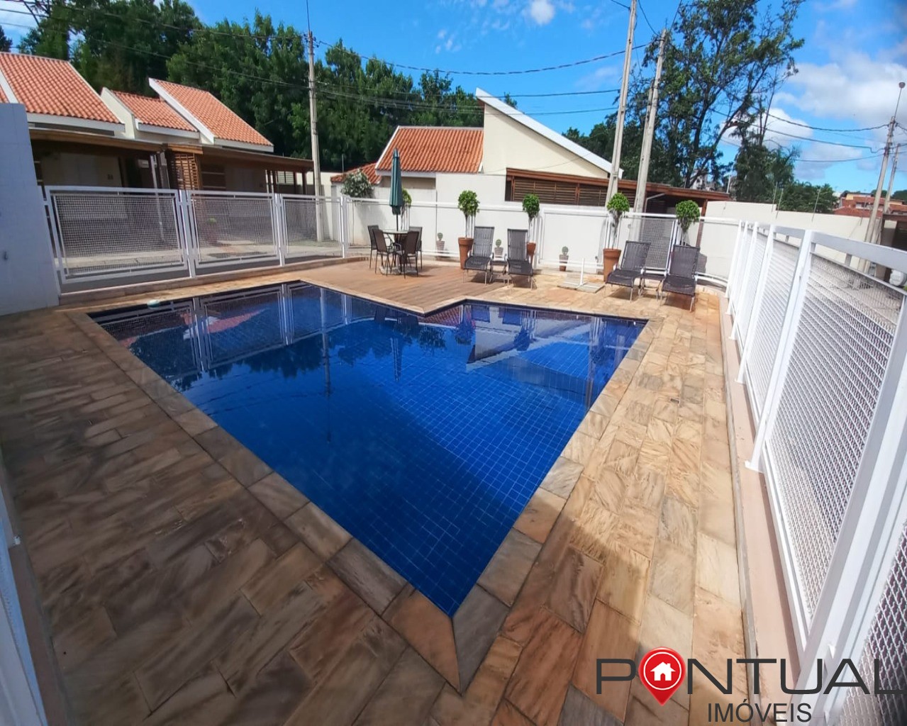 Casa à venda Marília Vila Romana Condomínio Amarílis Casa 3 quartos suíte piscina Pontual Imóveis Marília- sua imobiliária em Marília