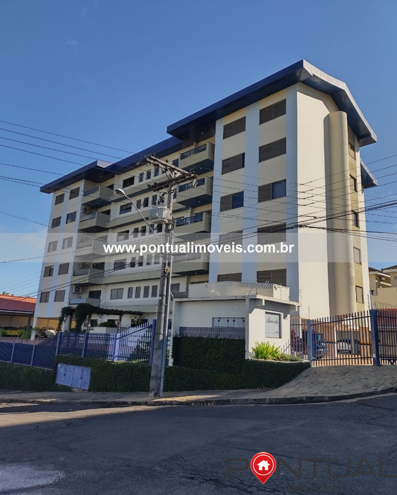 Apartamento à Venda em Marília no Edifício Michaella. Venha VIsitar!