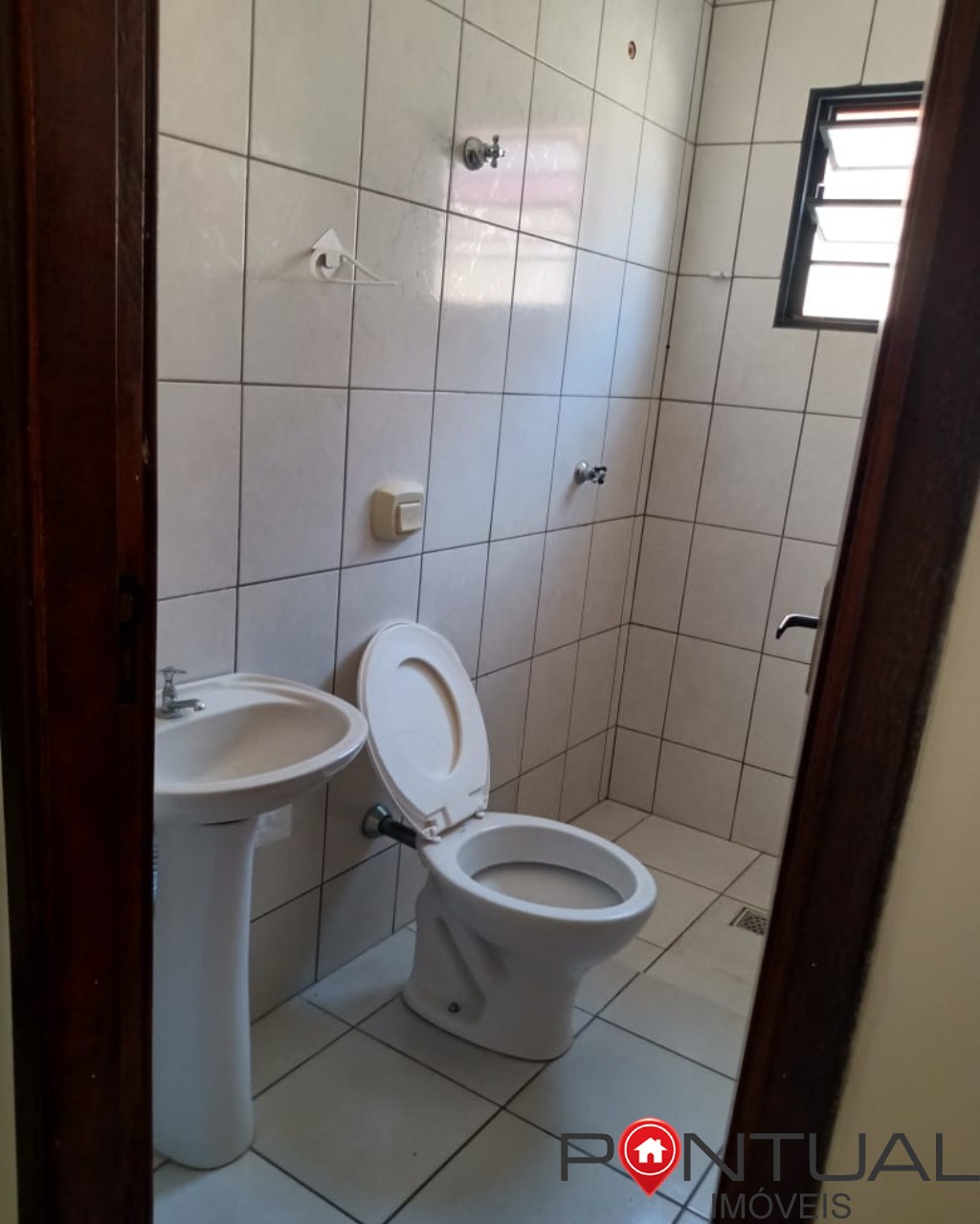 Boa casa para venda em marília no bairro palmital. Venha con
