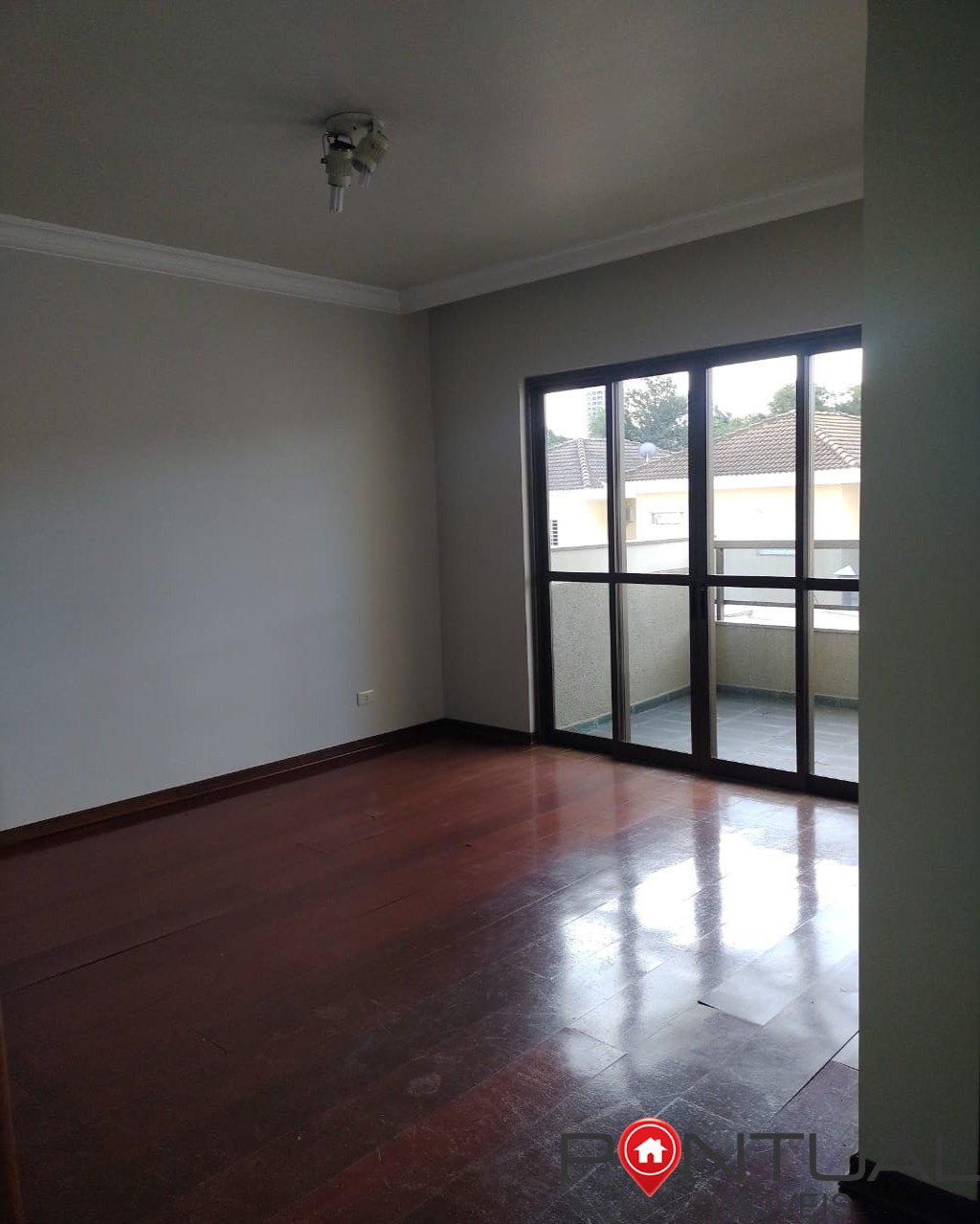 Apartamento à Venda em Marília no Edifício Michaella. Venha VIsitar!