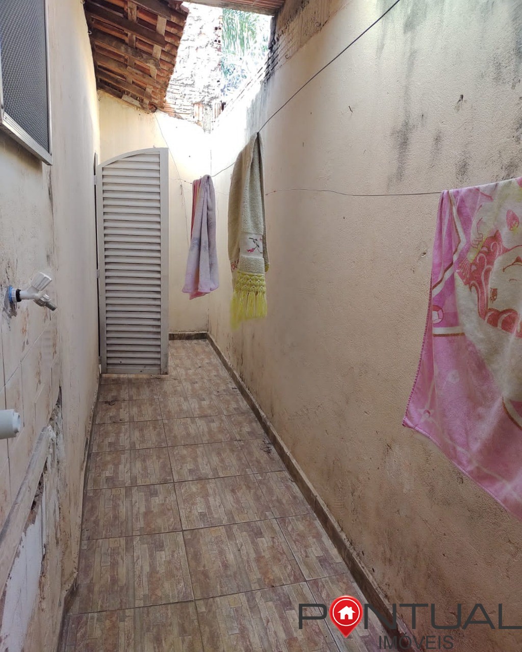 Casa à venda em Marília no bairro Palmital. Visite!