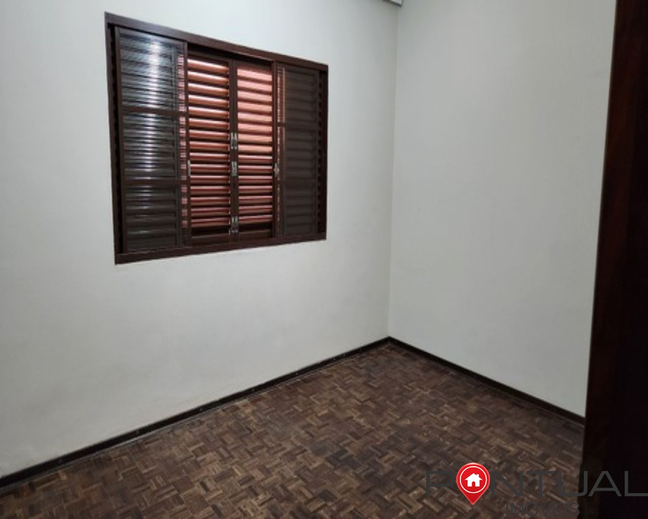 Casa à Venda Marília 3 Quartos Suíte Edícula R$ 680.000 - Próximo Chaplin! Pontual Imóveis sua imobiliária em Marília