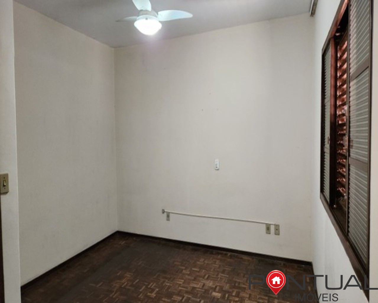 Casa à Venda Marília 3 Quartos Suíte Edícula R$ 680.000 - Próximo Chaplin! Pontual Imóveis sua imobiliária em Marília