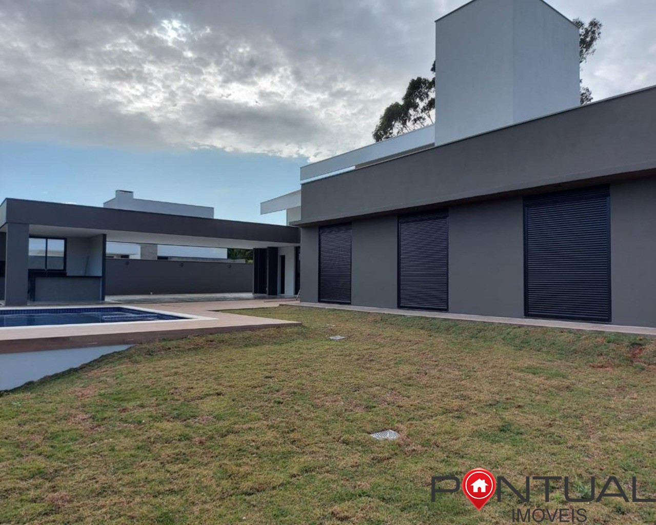Casa Condomínio Green Valley ? Casas a venda em Marília Pontual Imóveis Imobiliaria Marilia Terreno 2350m² Aceita Permuta