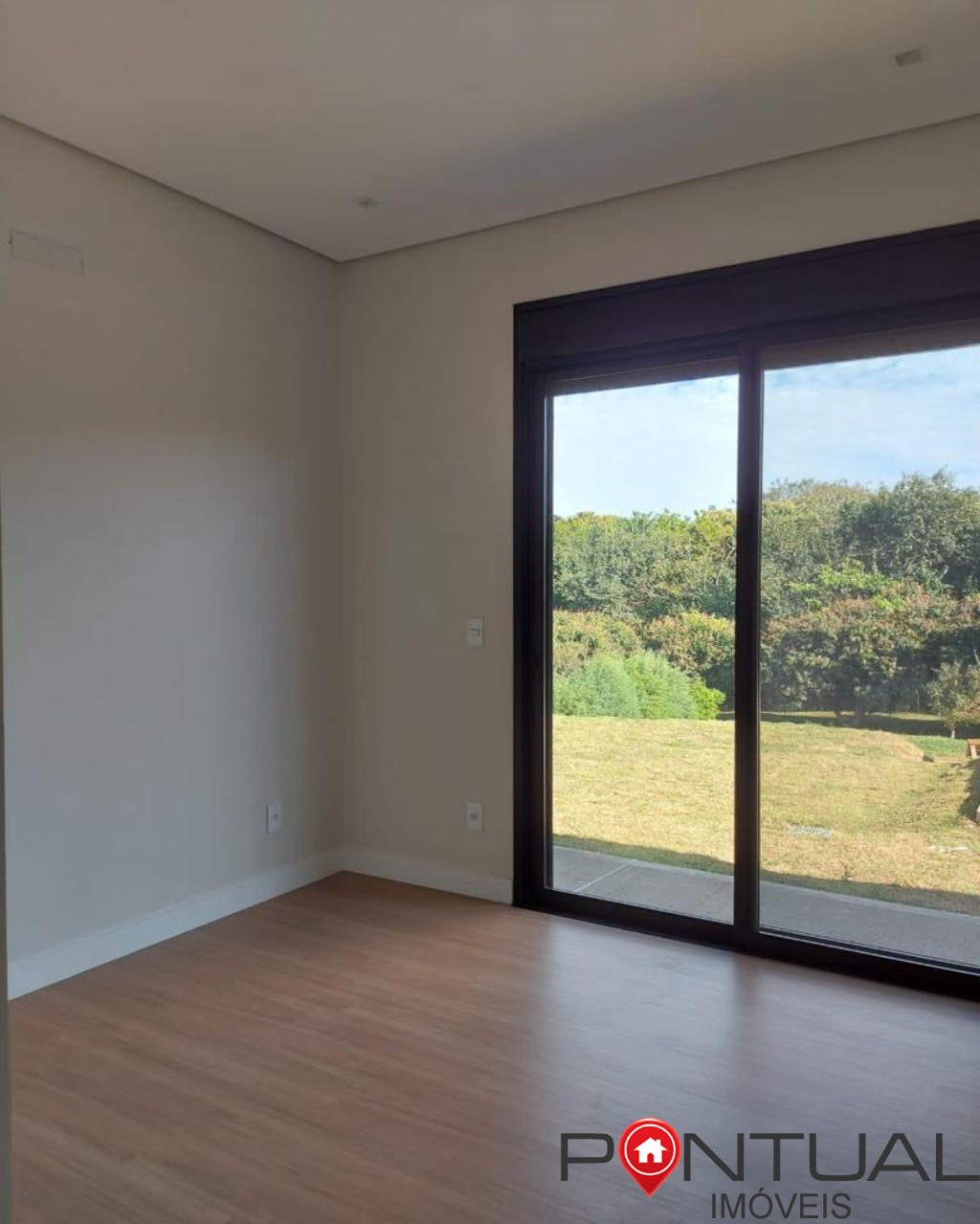 Casa Condomínio Green Valley ? Casas a venda em Marília Pontual Imóveis Imobiliaria Marilia Terreno 2350m² Aceita Permuta