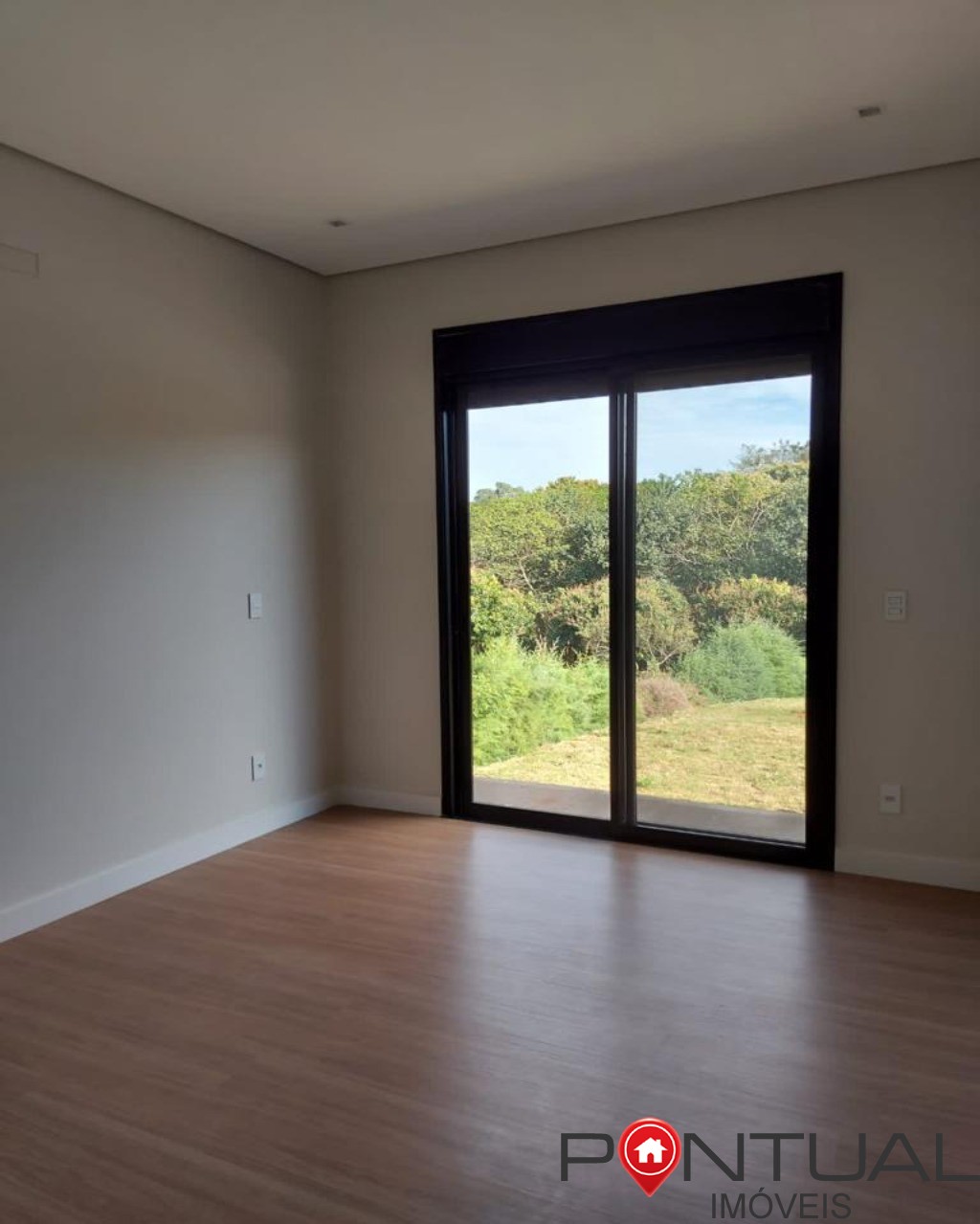 Casa Condomínio Green Valley ? Casas a venda em Marília Pontual Imóveis Imobiliaria Marilia Terreno 2350m² Aceita Permuta