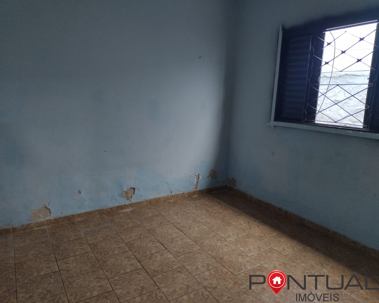 Casa à venda em Marília-SP no bairro Palmital. Confira!