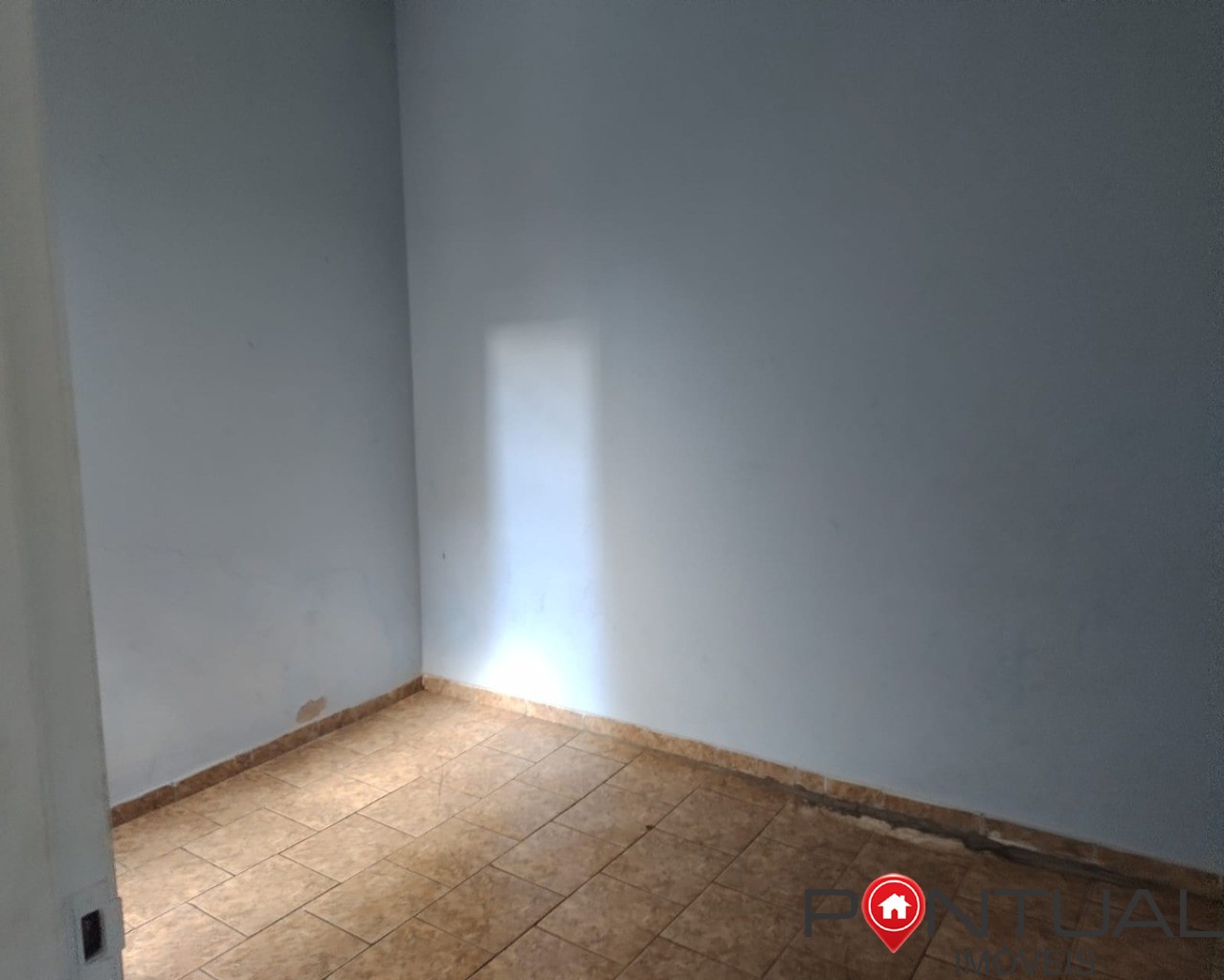 Casa à venda em Marília-SP no bairro Palmital. Confira!