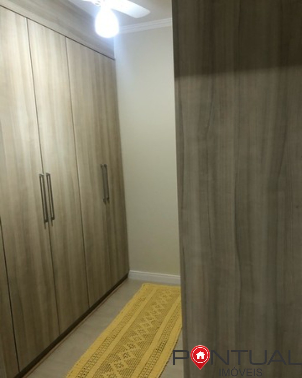 Casa à Venda no Jardim São Francisco em Marília com 3 Quartos 1 Suíte - R$ 450.000 Negociável - Agende Visita Hoje!