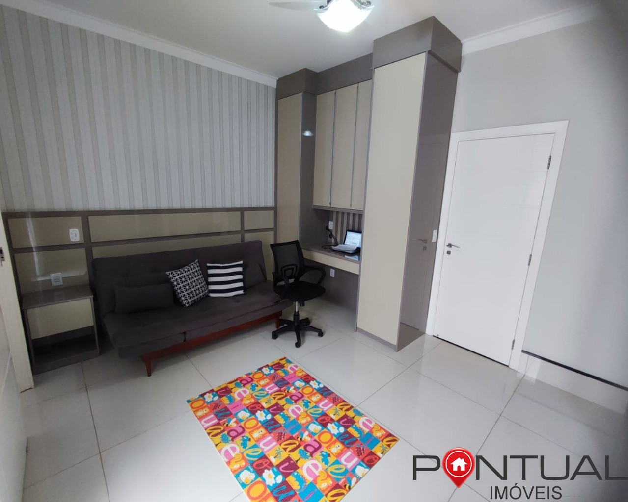 Casa à venda no condomínio reserva esmeralda em marília sp -