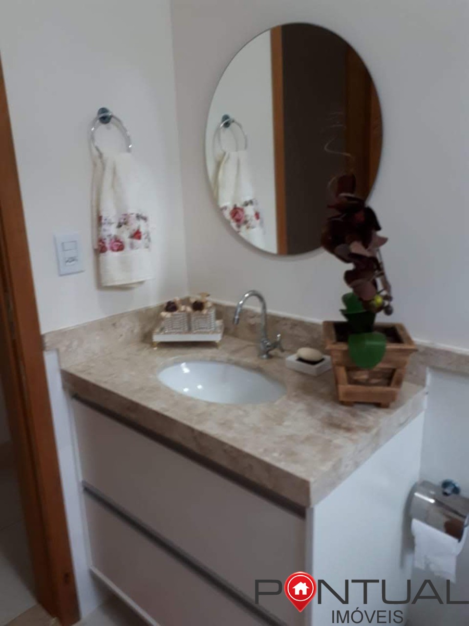 Casa à venda em Marília próximo ao centro. Venha conhecer!