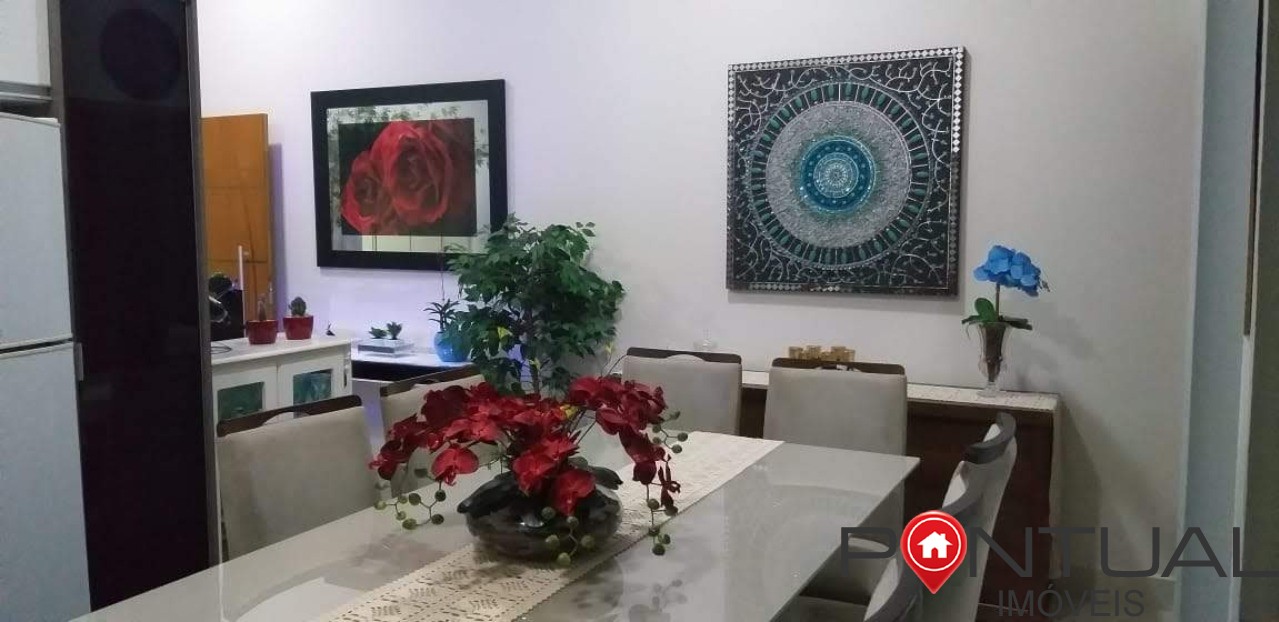 Casa à venda em Marília próximo ao centro. Venha conhecer!