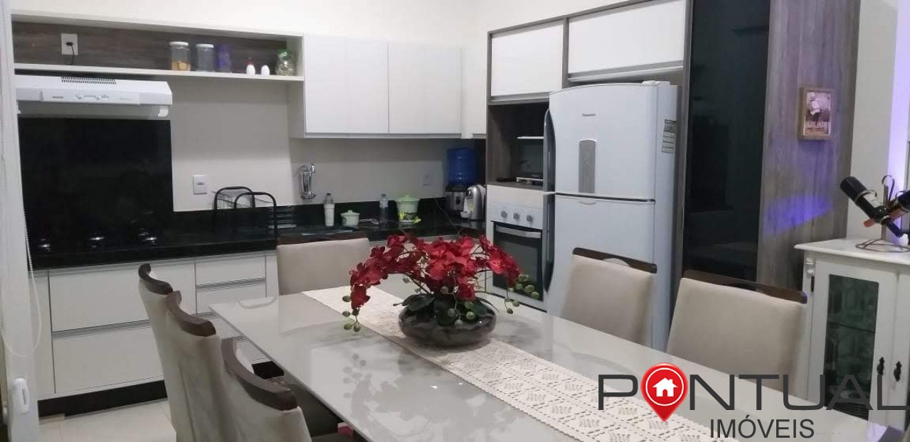 Casa à venda em Marília próximo ao centro. Venha conhecer!