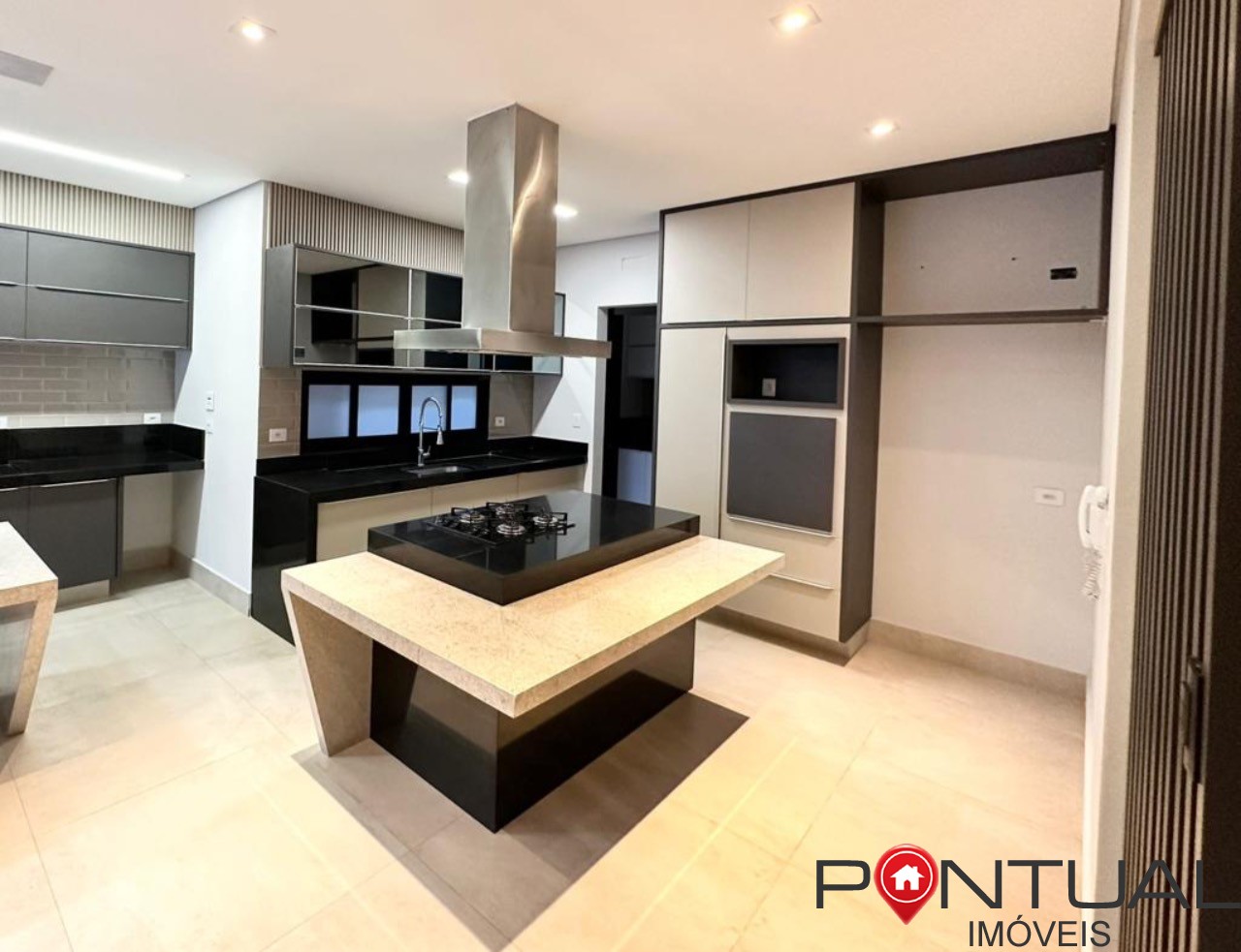 Casa à venda condomínio reserva esmeralda marília sp - 3 suí