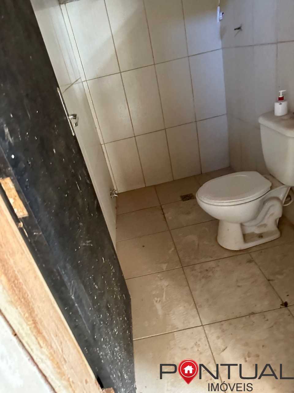 Salão Comercial à Venda em Marília-SP, Bairro Marília: 3 Salas, 3 Banheiros, 300m² de Área. Visie com a Pontual Imóveis, sua imobiliáaria em Marília